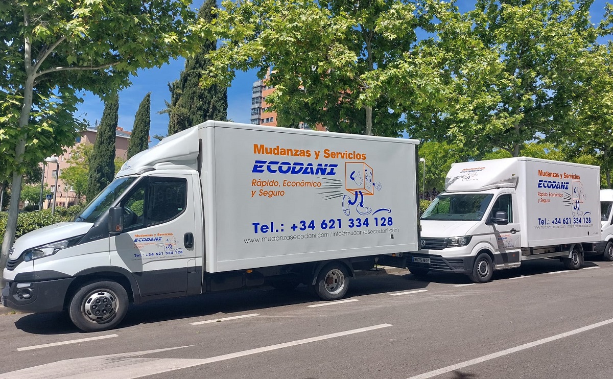 Mudanzas y servicios Ecodani camión